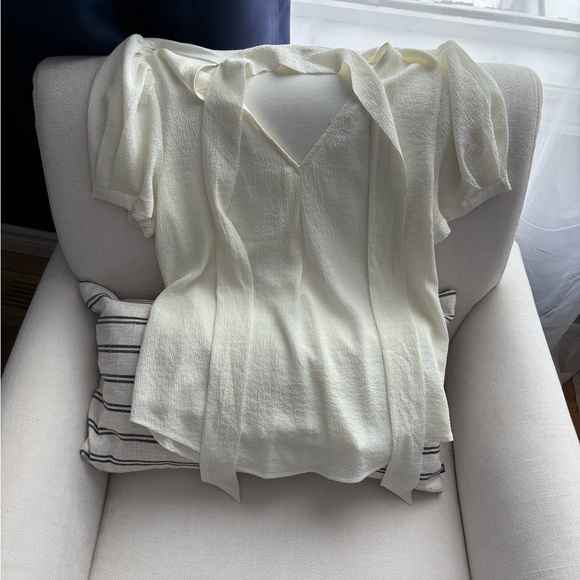 NWOT Pussybow Blouse - Picture 7 of 7